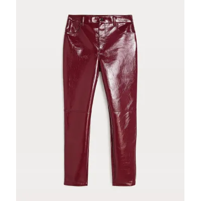 BO High Rise Girlfriend Broek in Lak Look - Berry Red | Josh V