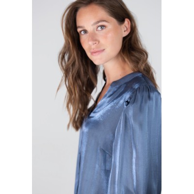 Bo glans blouse met pofmouw | Blauw