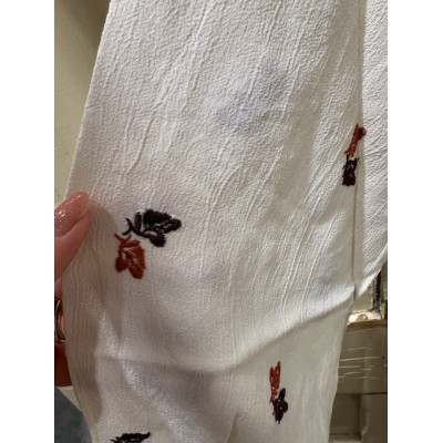 BLOUSE MET HERFST BLAADJES