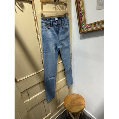 JENNIFER SKINNY MEDIUM DENIM