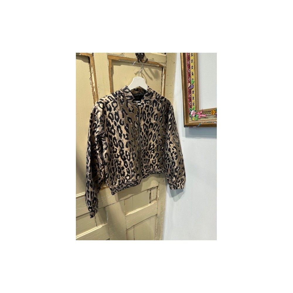LEOPARD JACQUARD BOMER
