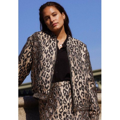 LEOPARD JACQUARD BOMER