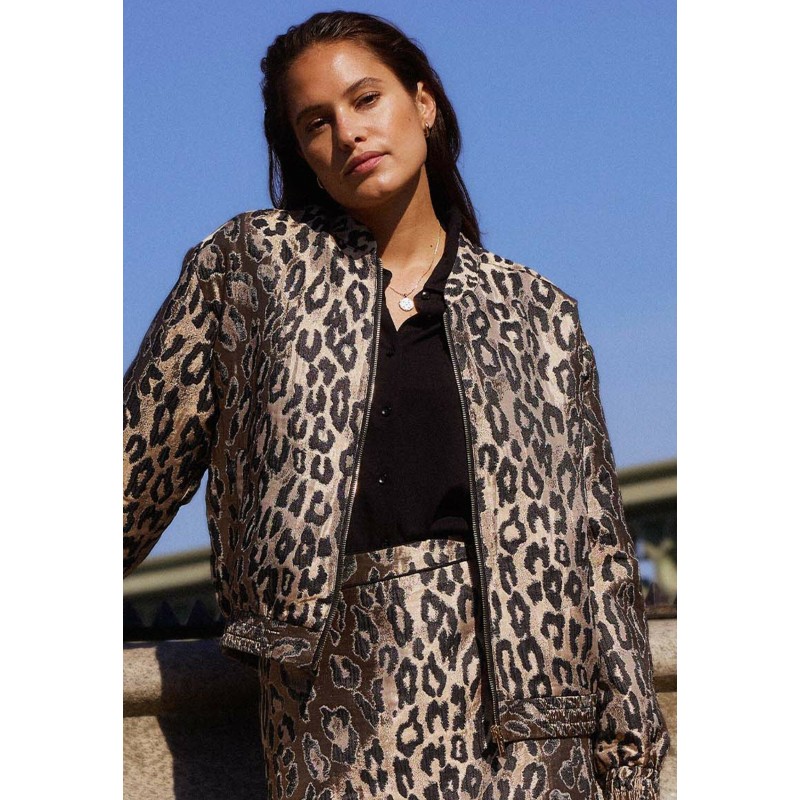 LEOPARD JACQUARD BOMER