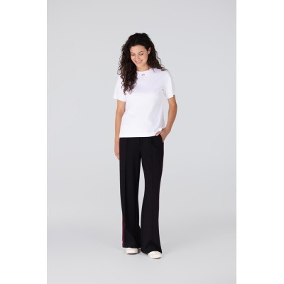 Jitte t-shirt met donkerrood logo | Wit