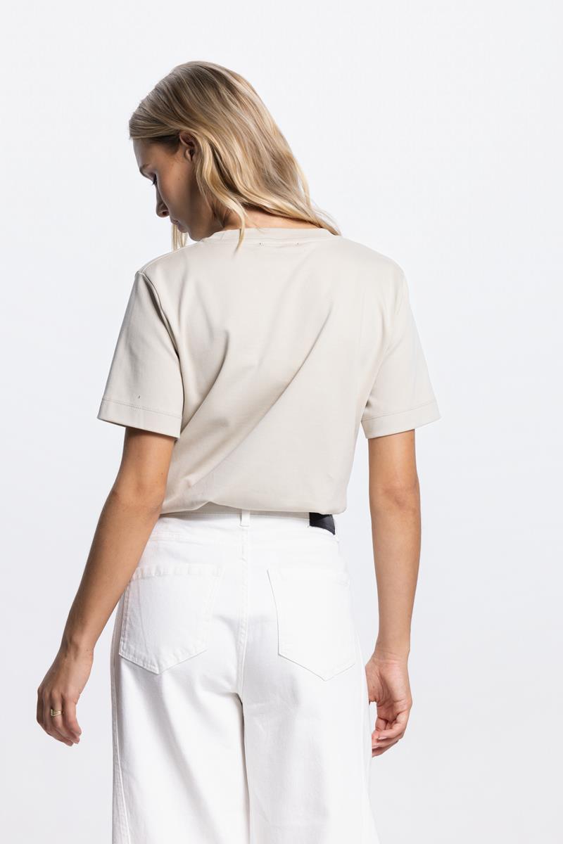 Resa t-shirt met logo in Klei