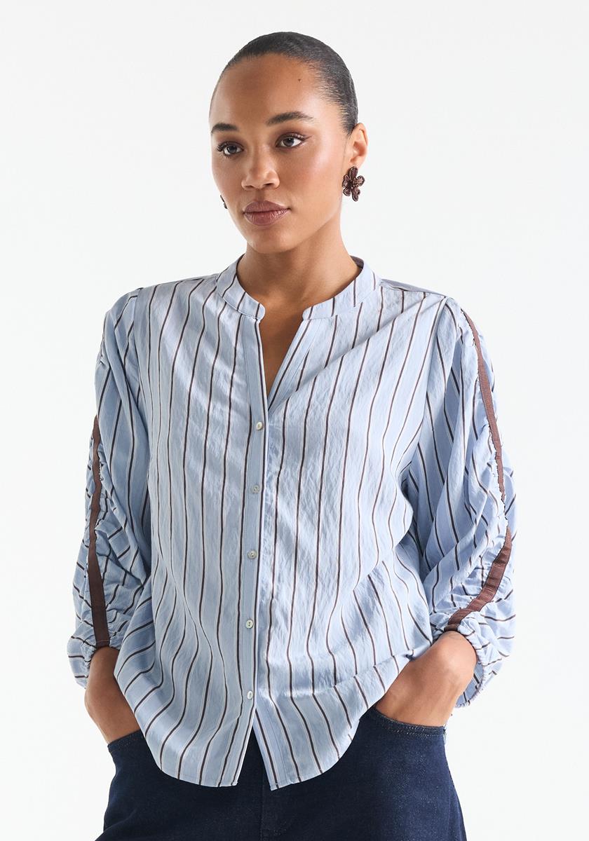 Leah Lichtblauwe gestreepte blouse