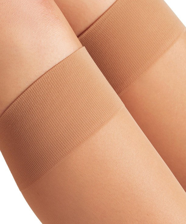 Falke Matt Deluxe 20 DEN Dames Kniekousen powder (41720, kleur 4069 powder/beige)