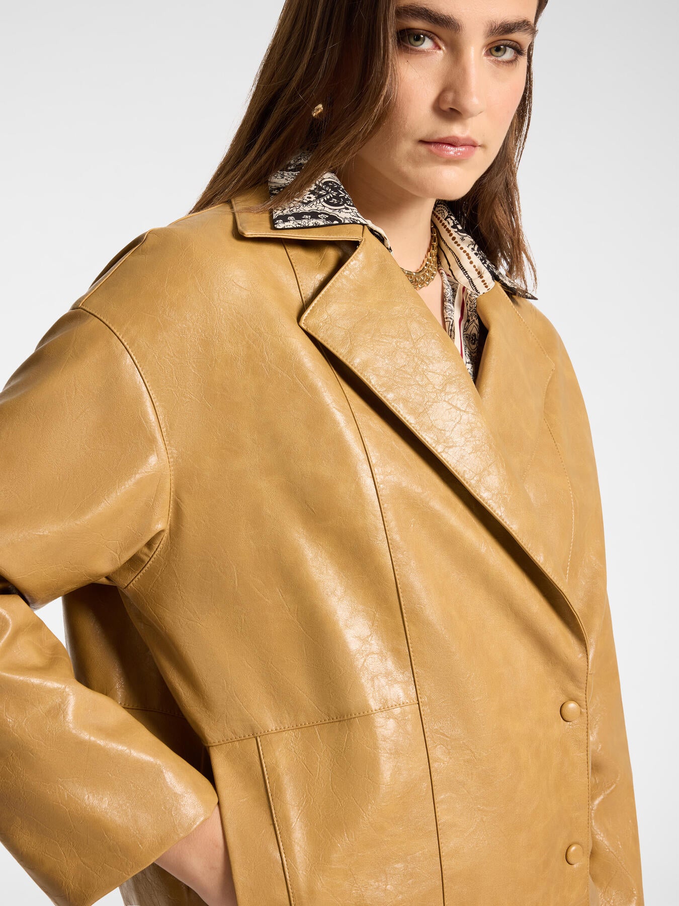 Used-effect jacket in viscose - Oker