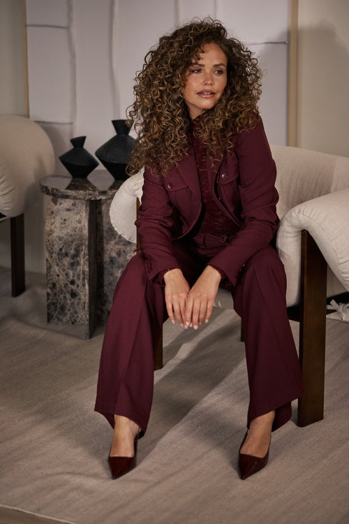 Davina Burgundy