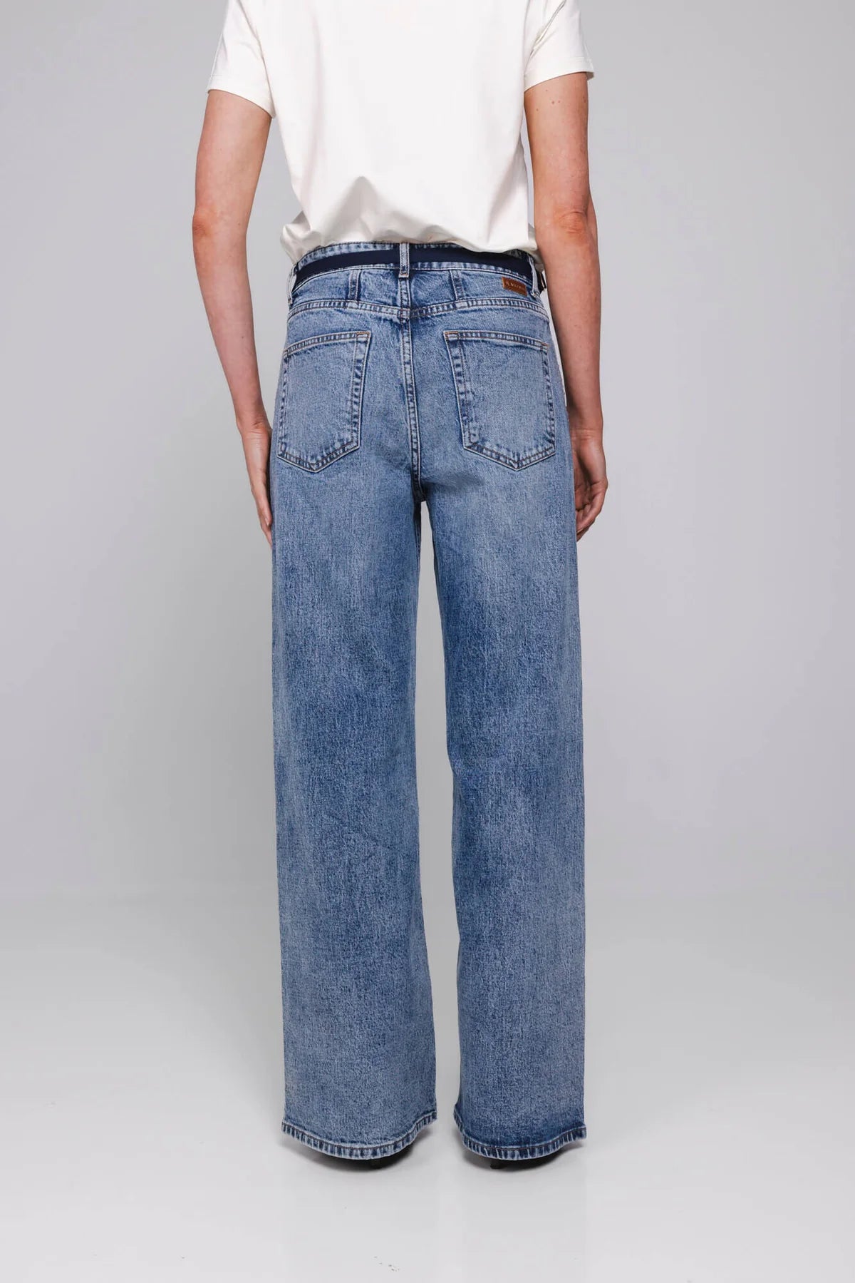 Hana Jeans - Denim