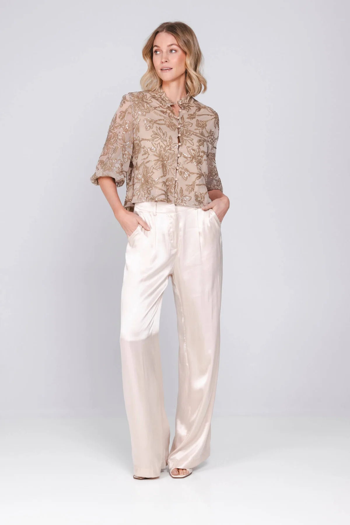 Accentil Rive Blouse – Sand