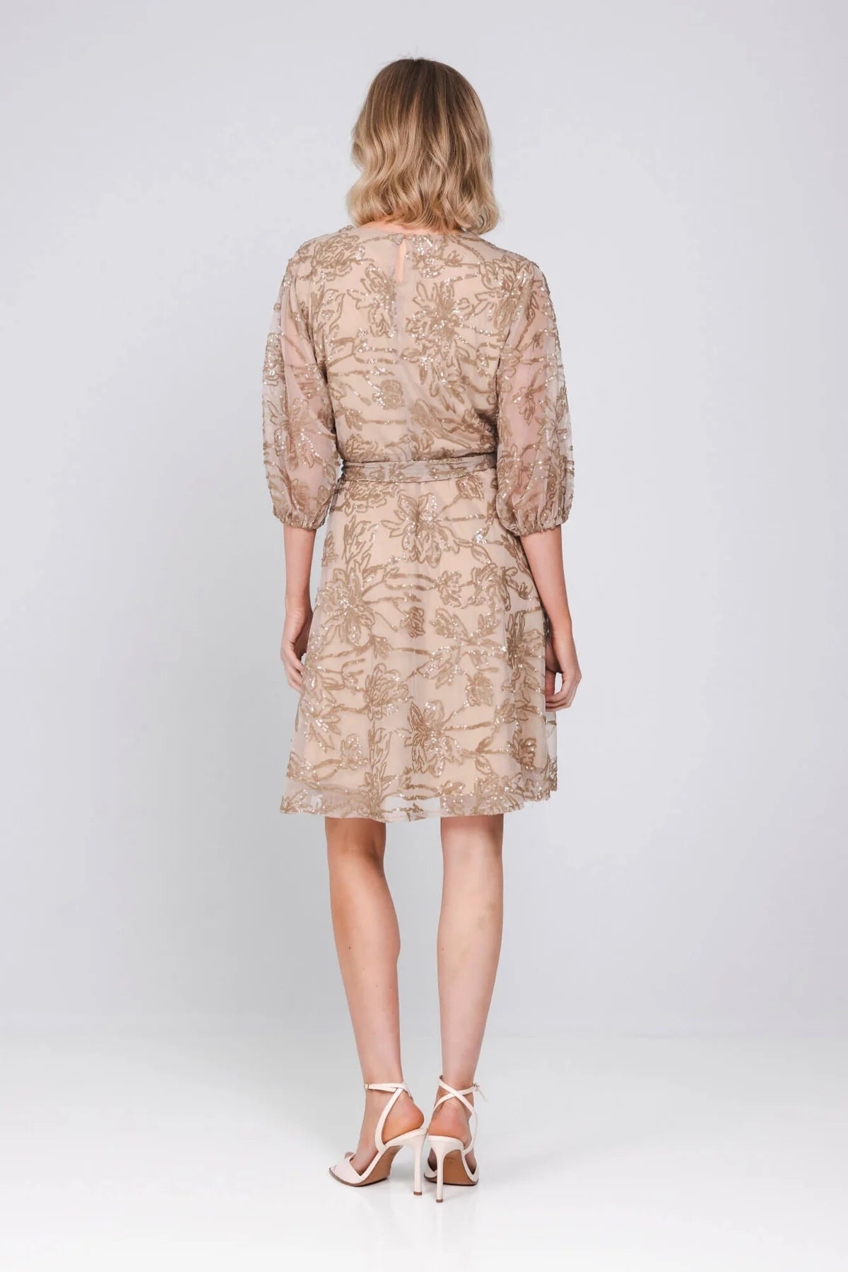 Accentil Vive Dress – Sand