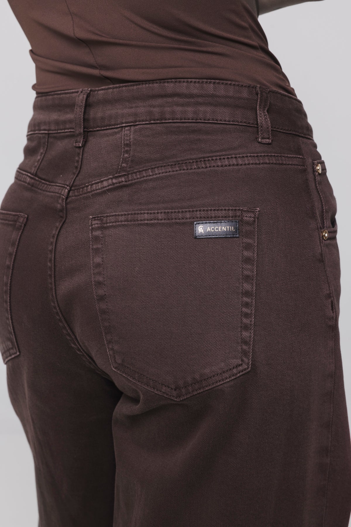 Minae Jeans - Deep Chestnut