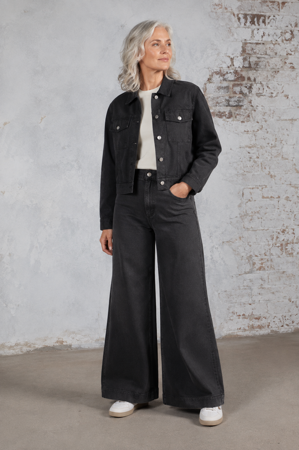 Blossom Boxy Jacket in Dark Grey