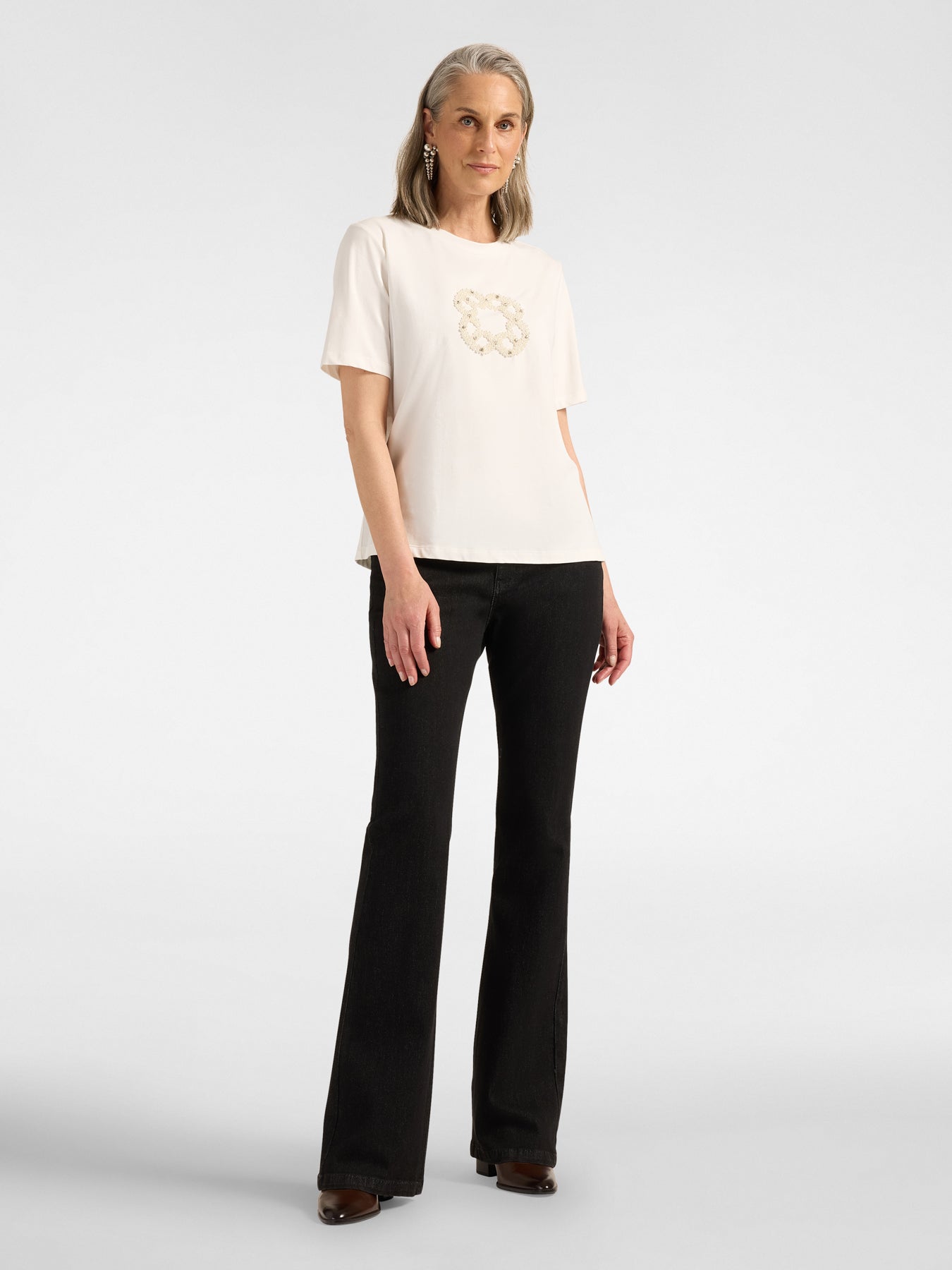 T-shirt met parelapplicatie – Offwhite