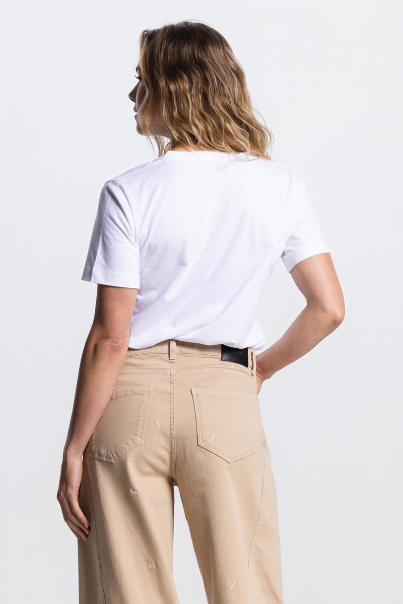 SUVI T-SHIRT IN WIT