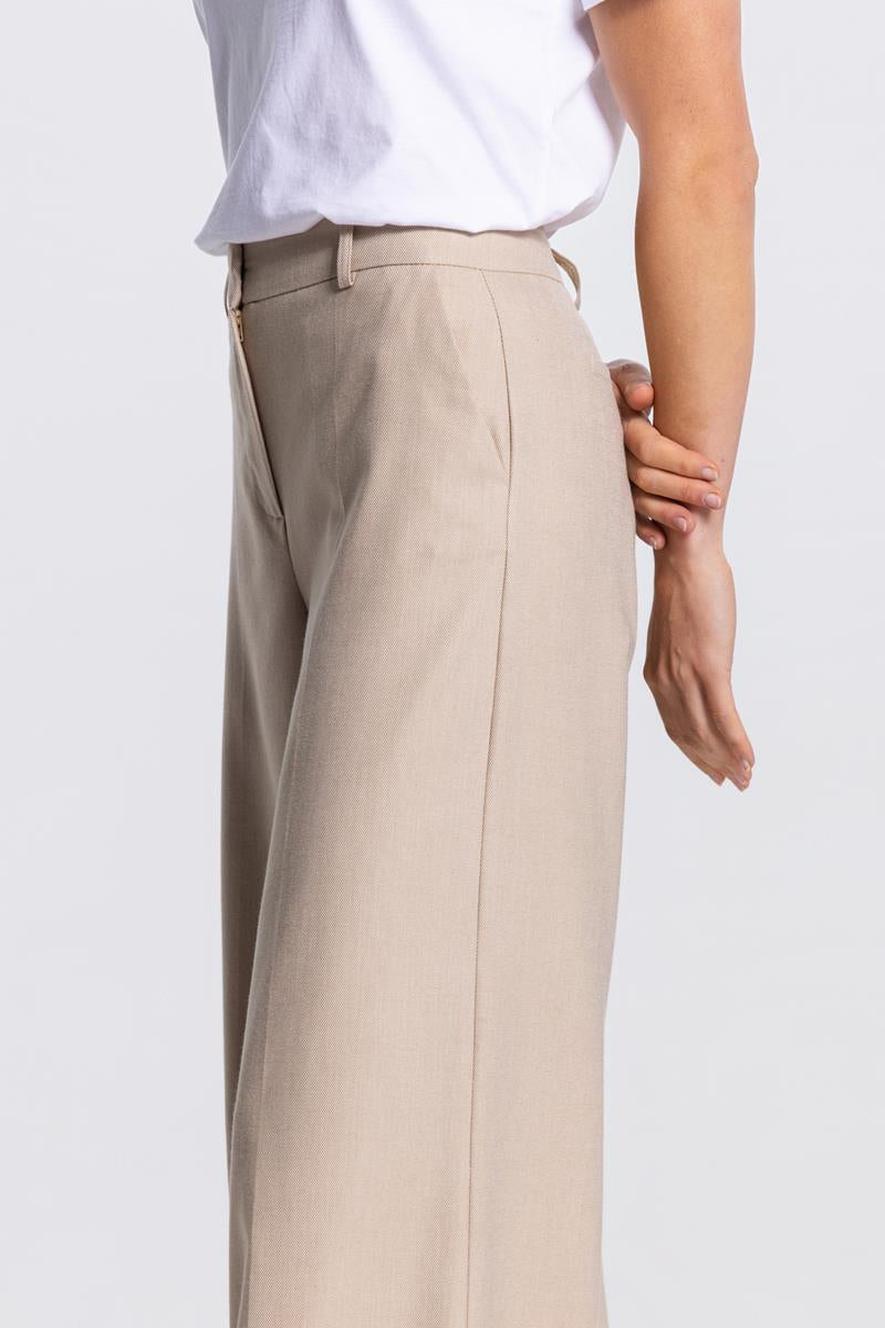 NIENKE WIDE LEG PANTALON IN ZAND