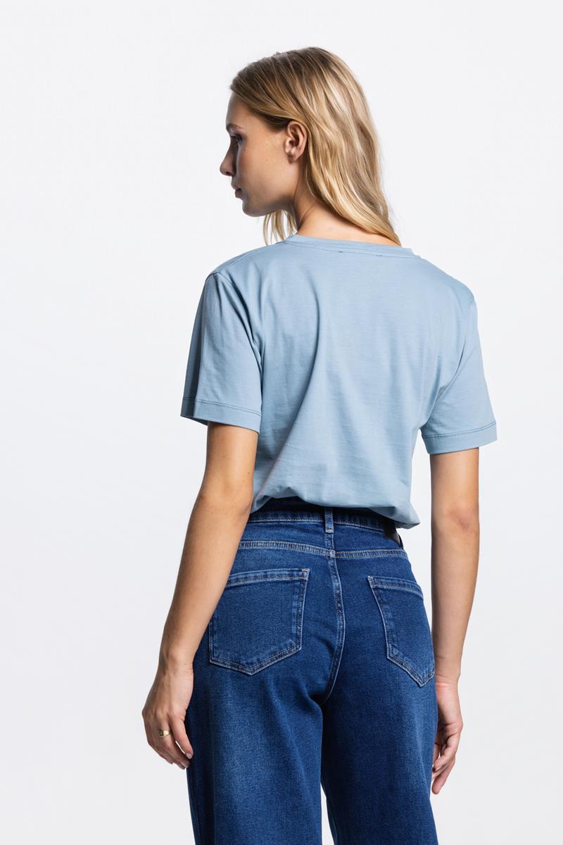 SUVI T-SHIRT IN AQUAMARIJN