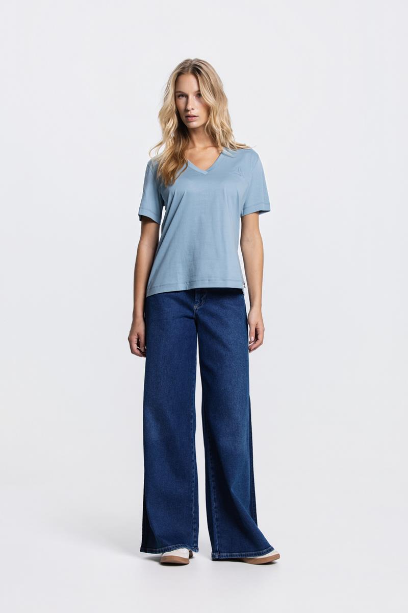 SUVI T-SHIRT IN AQUAMARIJN