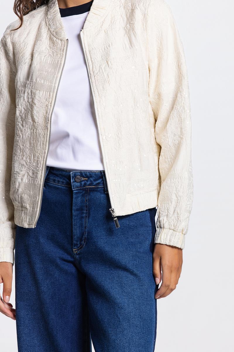 Shanti bomberjasje met glitterdetail – Cream