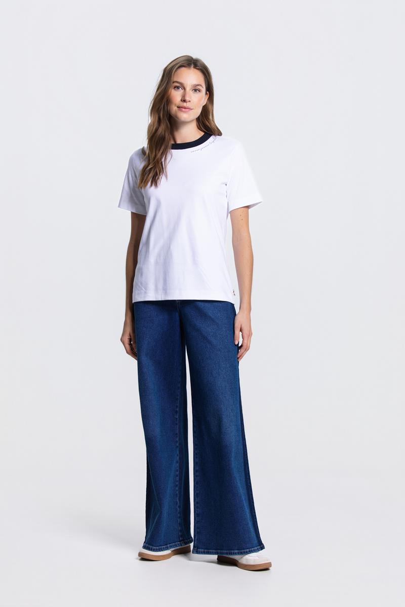 REINA REGULAR FIT T-SHIRT IN WIT