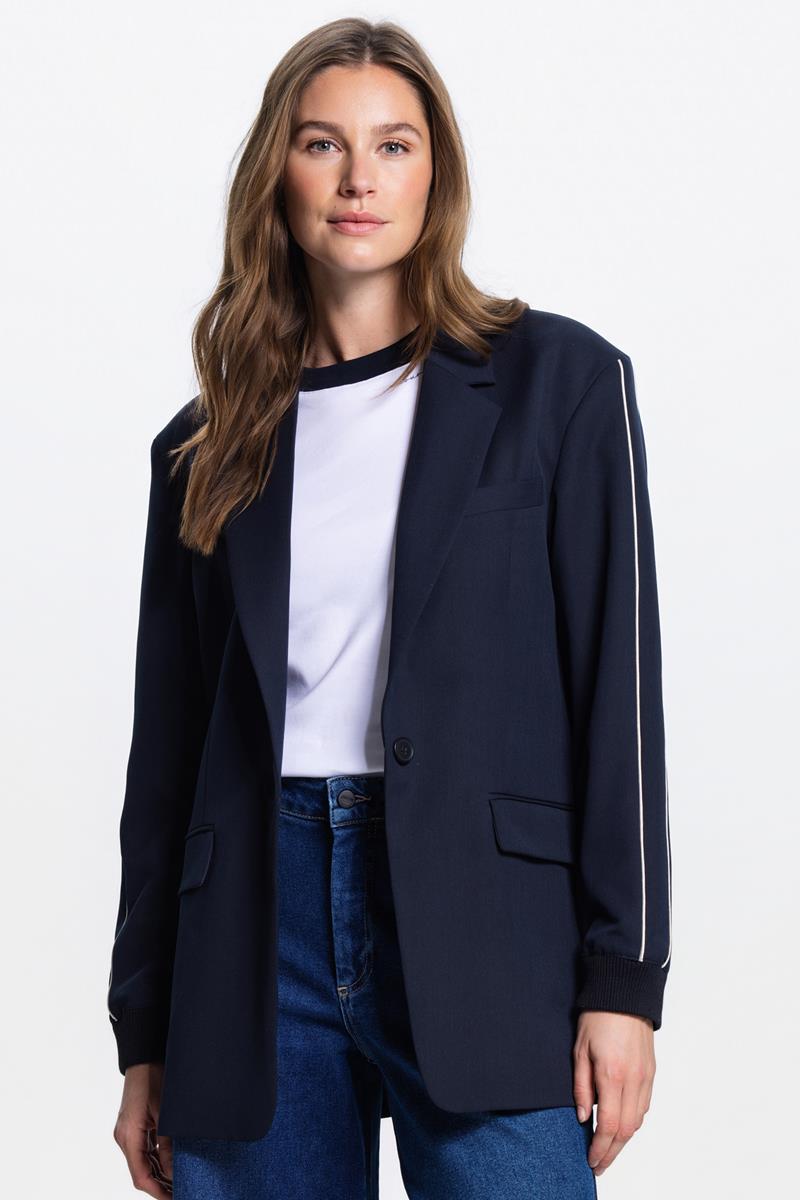 ODA LICHT OVERSIZED BLAZER IN DONKERBLAUW