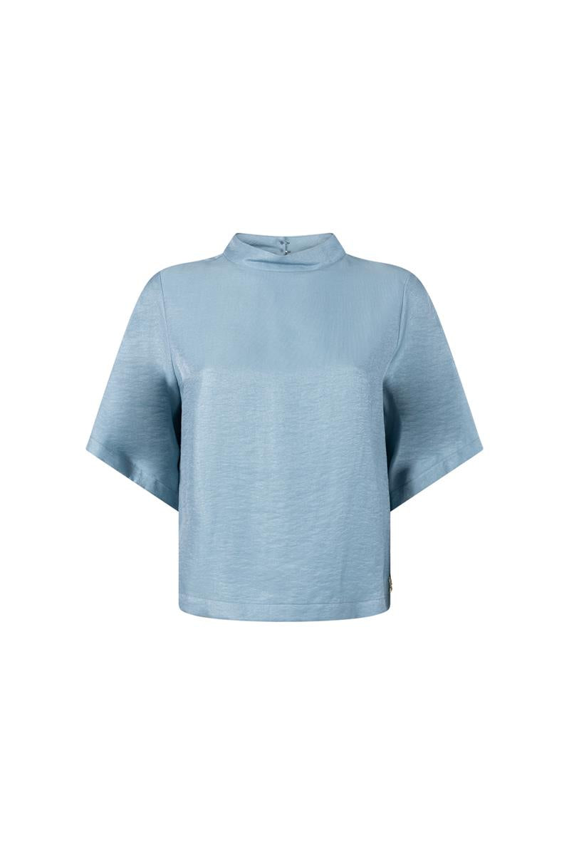 ODILE GLANS TOP IN AQUAMARIJN