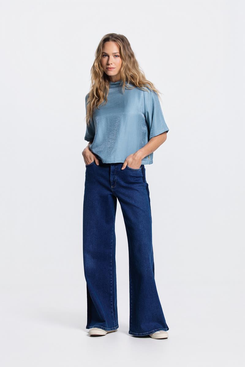 ODILE GLANS TOP IN AQUAMARIJN
