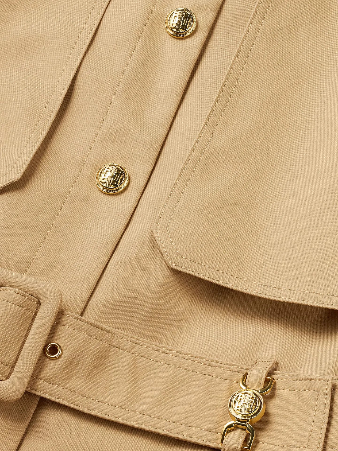 Jack met riem en klepzakken
Michelle Jacket