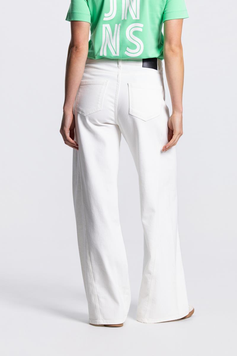 JONE WIDE LEG JEANS IN OFF WHITE