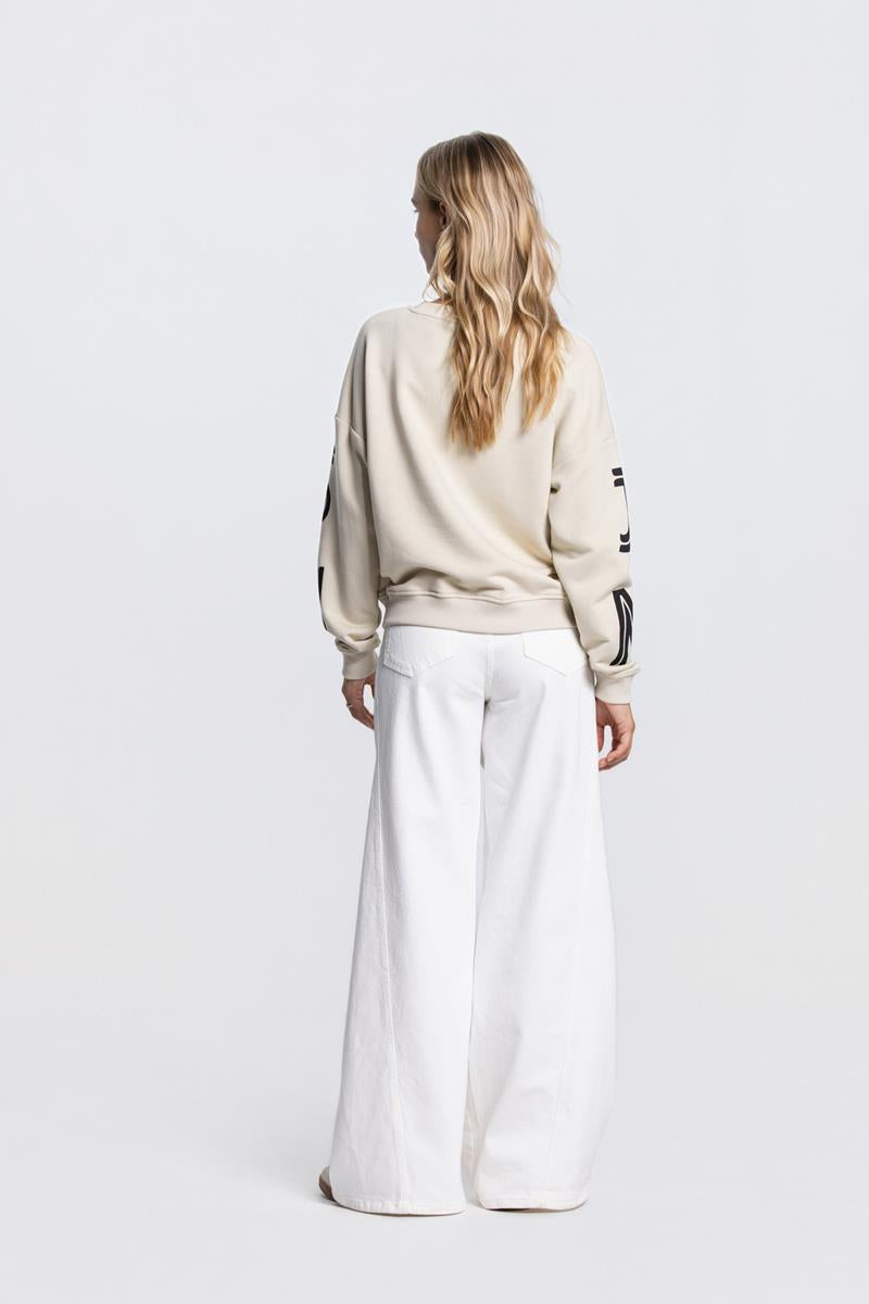 MALISSA ARTWORK SWEATER IN KLEI