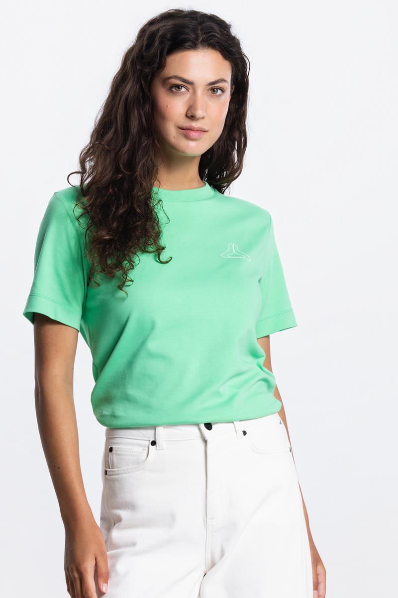 REBECCA LOGO T-SHIRT IN GROEN