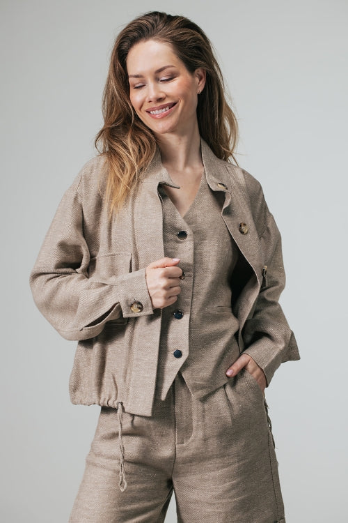 Lea Jasje met klepzakken en gouden glans