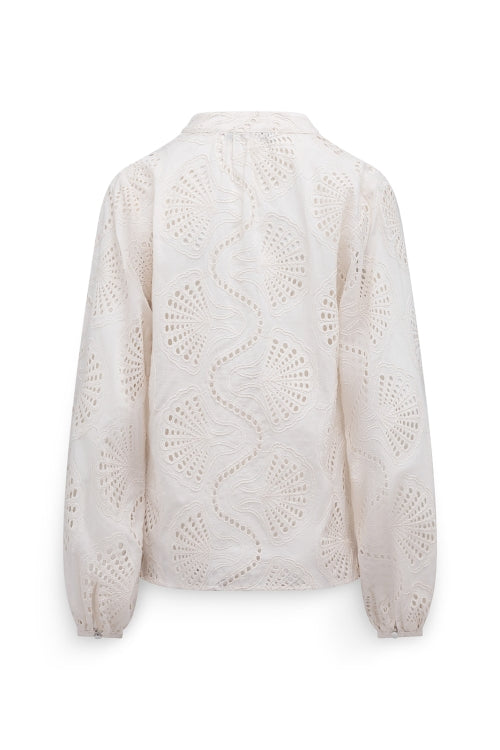 Anneke Blouse met broderie anglaise