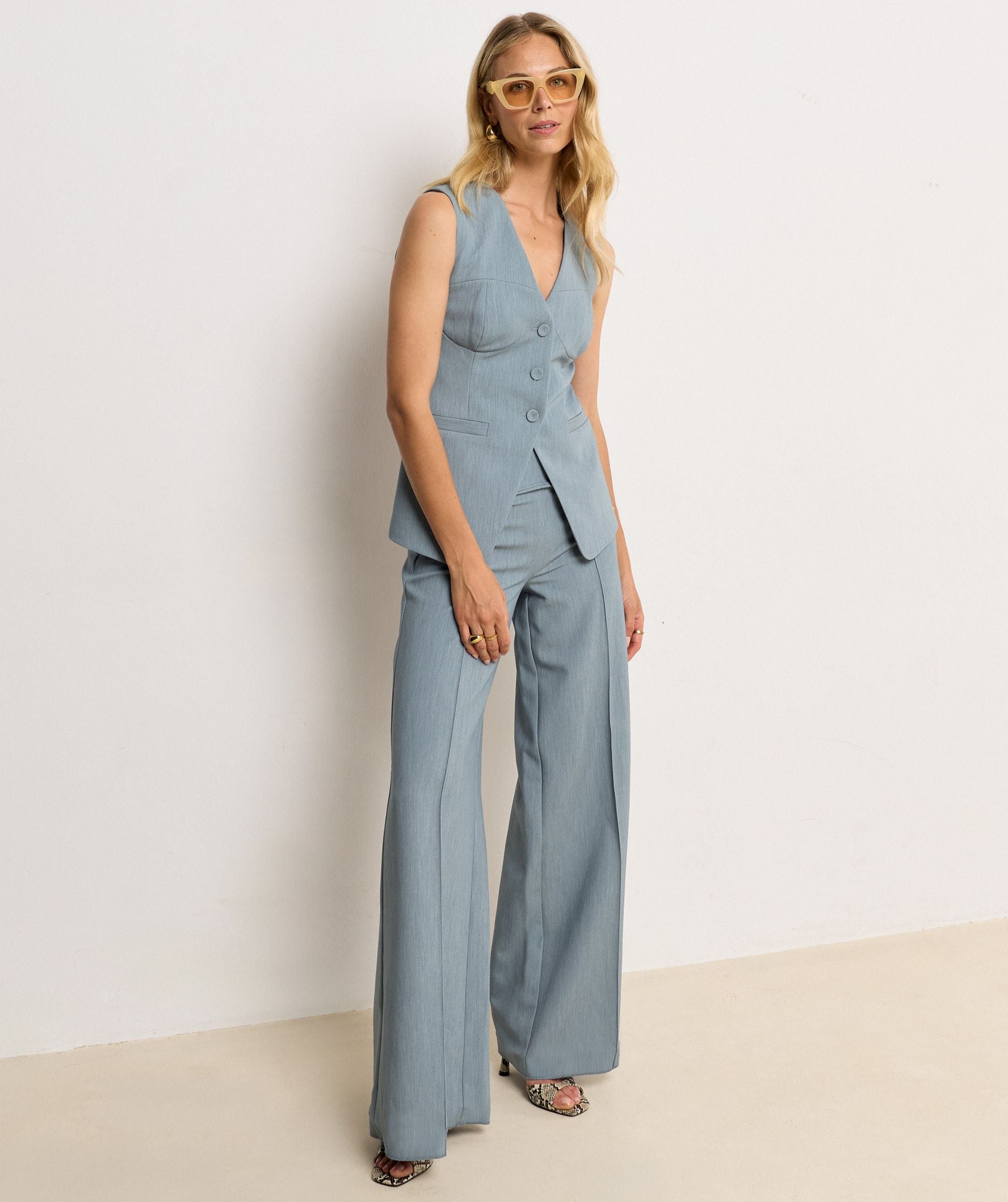 REIGN fitted gilet - sky blue melange