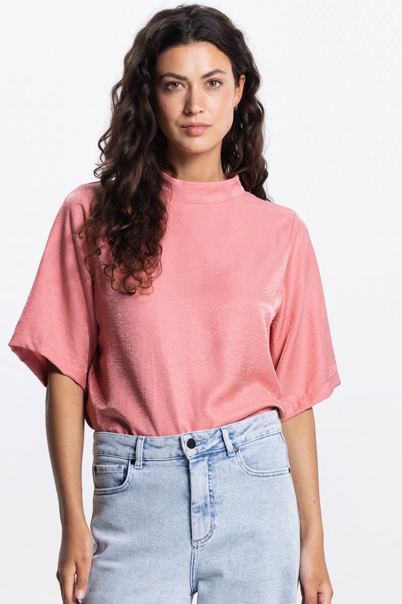 ODILE GLANS TOP IN BLUSH