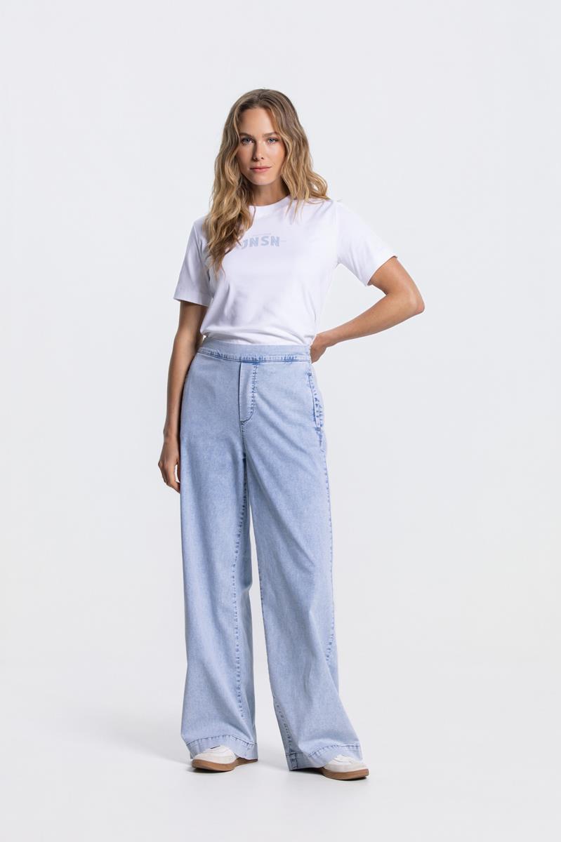 SAAR WIDE LEG BROEK IN LICHTBLAUW