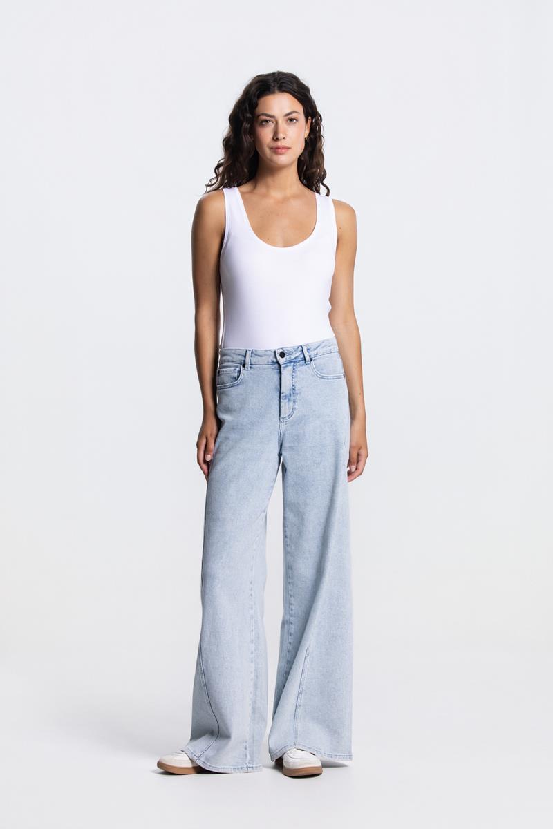 RIVER 2-WAY SINGLET IN WIT