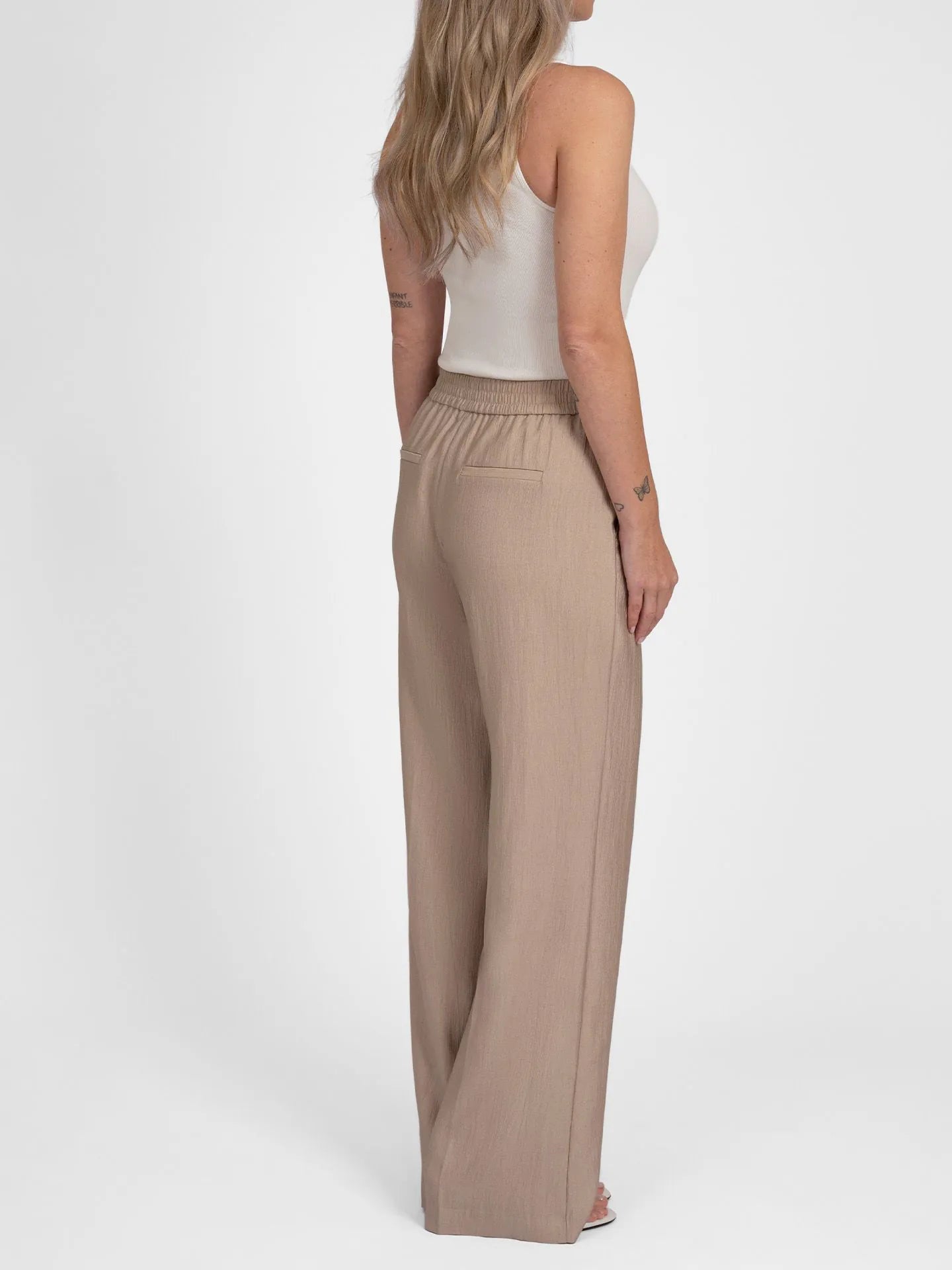 Glanzende broek
Orlando Pants hummus