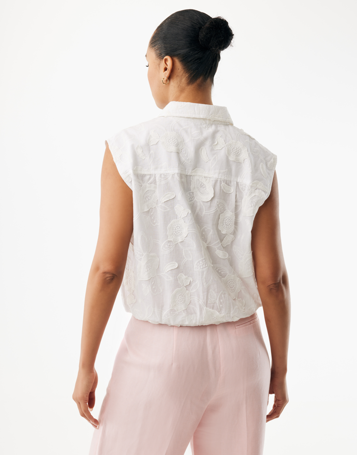 3D Flower Blouse – Mexx | Witte Jacquard Blouse met Bloemendetails