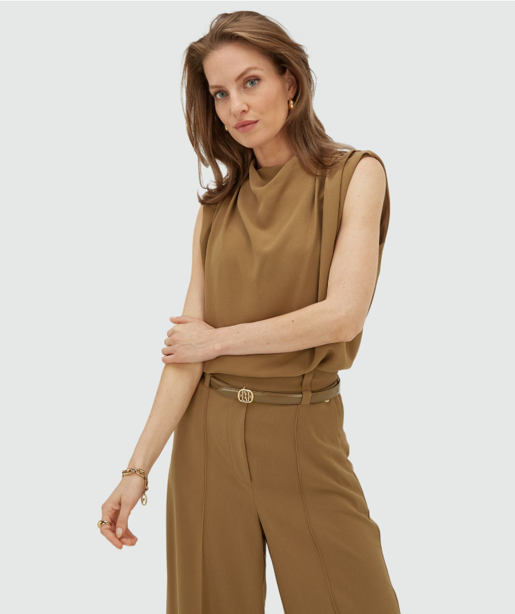 KIANA - Losvallende top - Khaki