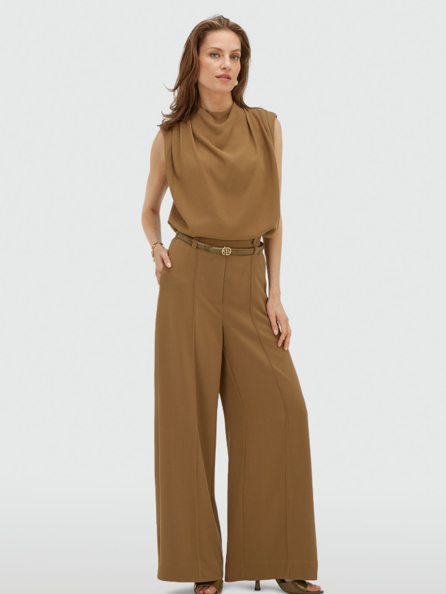KIANA - Losvallende top - Khaki
