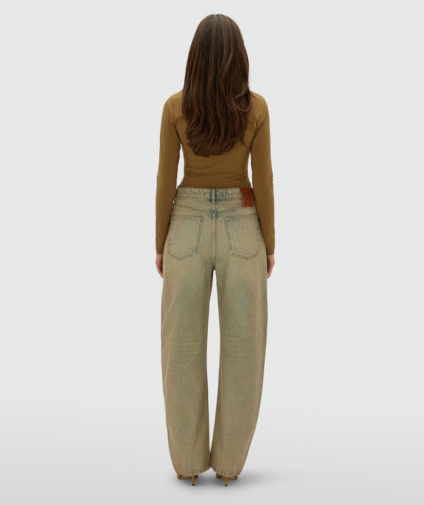 Dewi Balloon Fit Jeans - Dirty Wash Denim