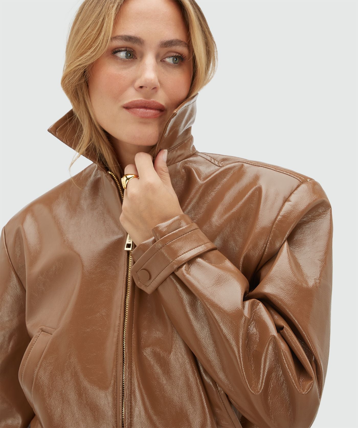 JV-PEADEN Bomber Jacket in Laklook - Cognac